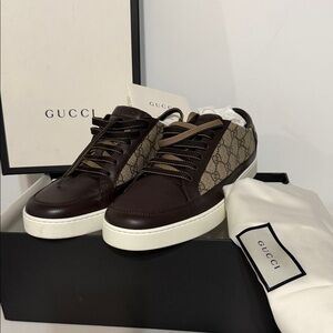 Gucci Men's Brown and Beige Sneakers